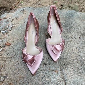 NEVER WORN Light Pink Satin 3” Heels